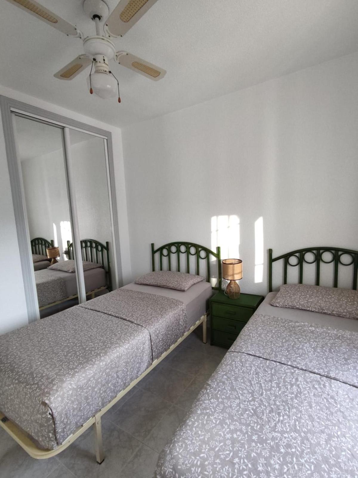 Apartment Schoenes Ruhiges Rooftop Mit Grosser Dachterrasse Torrevieja